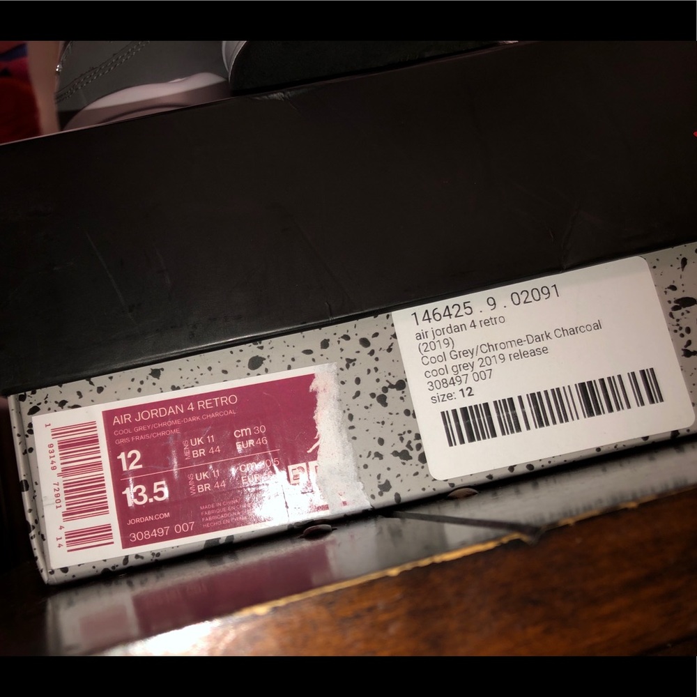 Air Jordan Retro 4’s PERFECT CONDITION! - Picture 7 of 8